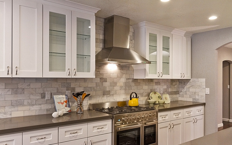 modern white shaker kitchen cabinets